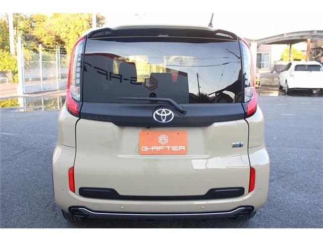 TOYOTA SIENTA HYBRID 2023