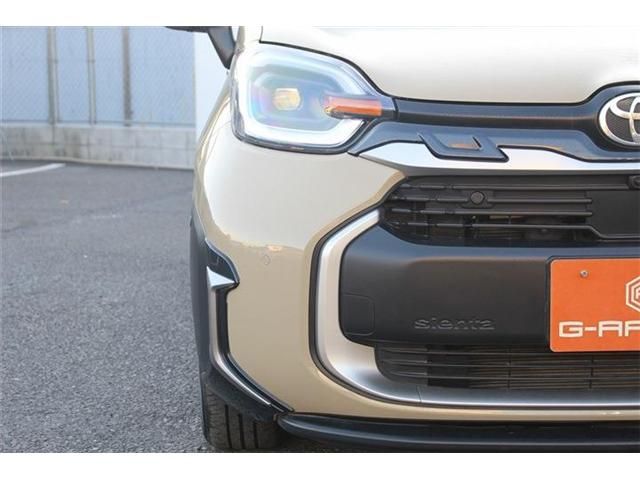 TOYOTA SIENTA HYBRID 2023