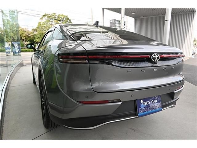 TOYOTA CROWN CROSSOVER 2023