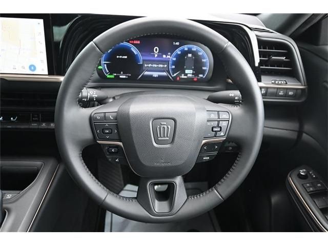 TOYOTA CROWN CROSSOVER 2023