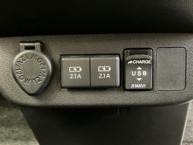 DAIHATSU MIRA TOCOT 4WD 2019