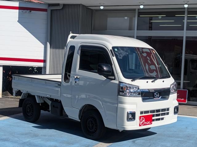 DAIHATSU HIJET truck 4WD 2023