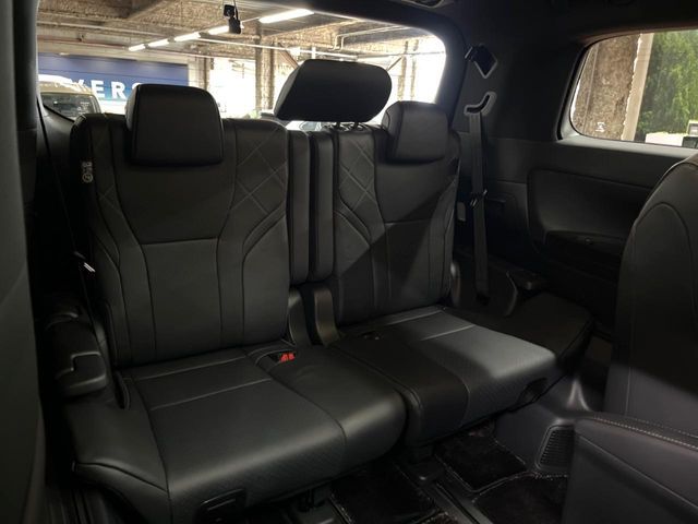 TOYOTA VELLFIRE  HYBRID 2023