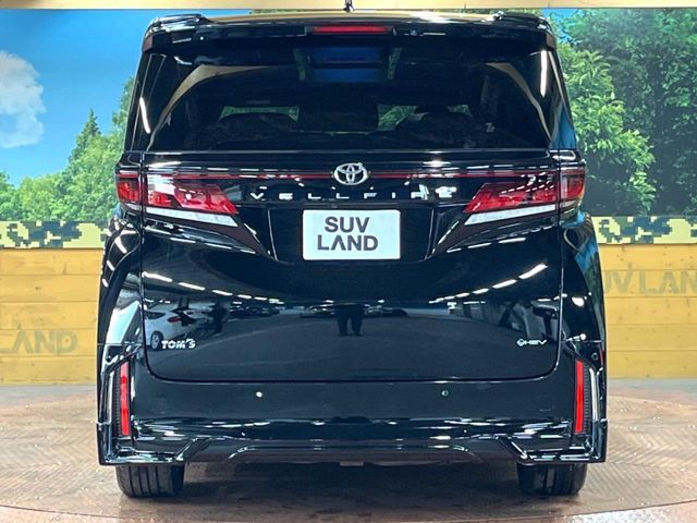 TOYOTA VELLFIRE  HYBRID 2023