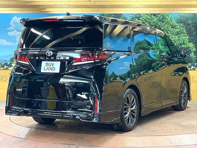 TOYOTA VELLFIRE  HYBRID 2023