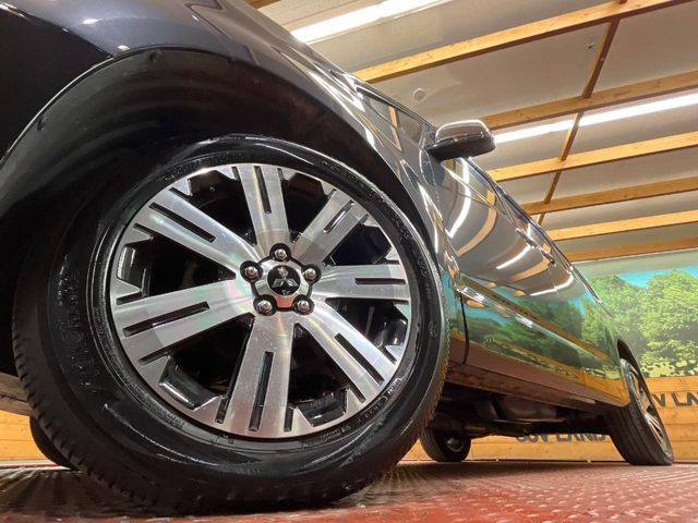 MITSUBISHI DELICA D:5 4WD 2023