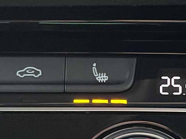 VOLKSWAGEN VOLKSWAGEN GOLF TOURAN 2018