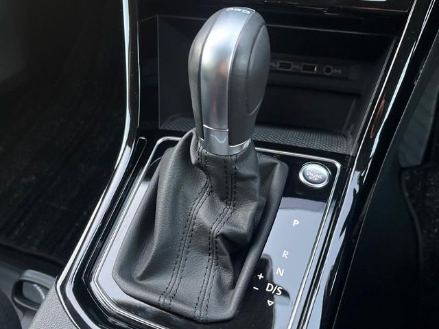 VOLKSWAGEN VOLKSWAGEN GOLF TOURAN 2018