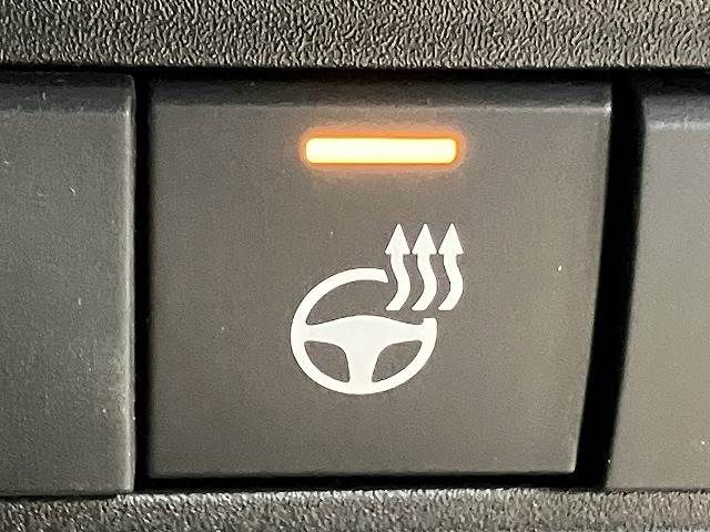 TOYOTA YARIS CROSS HYBRID 2025