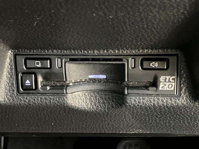 TOYOTA YARIS CROSS HYBRID 2025