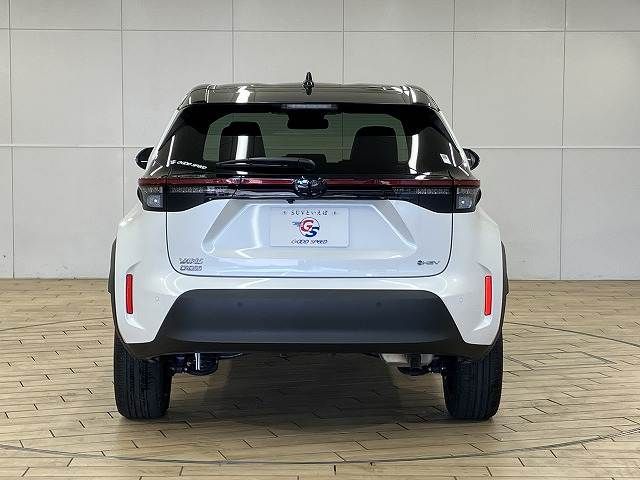 TOYOTA YARIS CROSS HYBRID 2025
