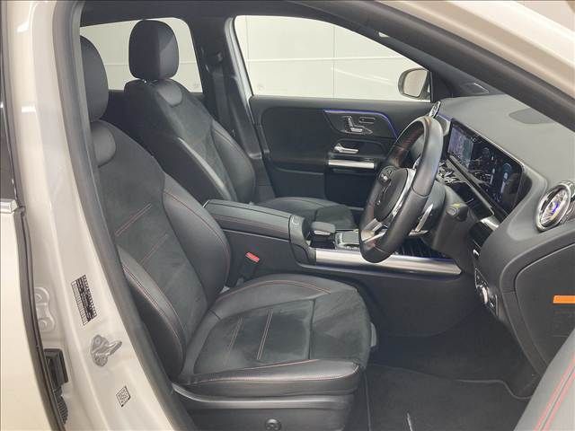 MERCEDES BENZ MERCEDES BENZ GLA class 2020