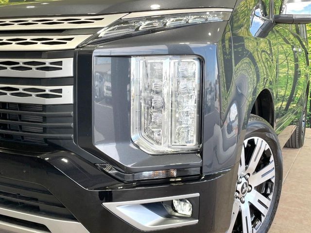 MITSUBISHI DELICA D:5 4WD 2024