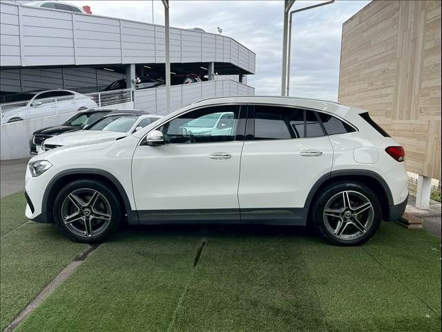 MERCEDES BENZ MERCEDES BENZ GLA class 2020