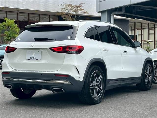 MERCEDES BENZ MERCEDES BENZ GLA class 2020
