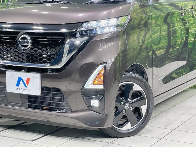 NISSAN ROOX 2021