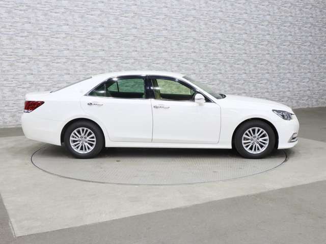 TOYOTA CROWN sedan 2017