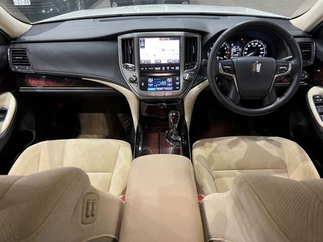 TOYOTA CROWN sedan 2017