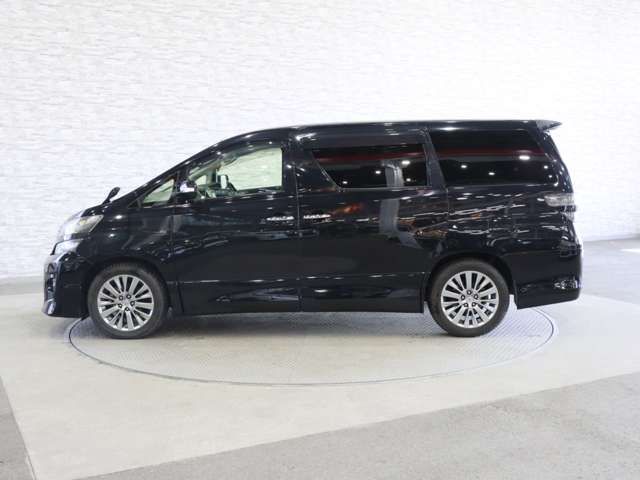 TOYOTA VELLFIRE 2014