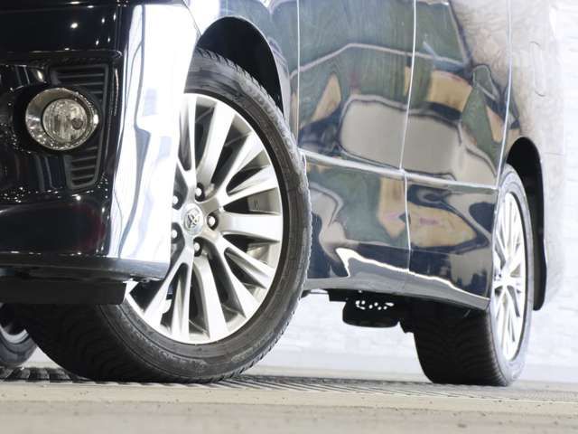 TOYOTA VELLFIRE 2014