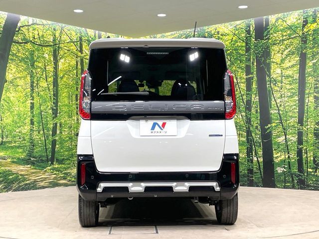 MITSUBISHI DELICA MINI 2024