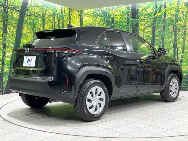 TOYOTA YARIS CROSS 2025