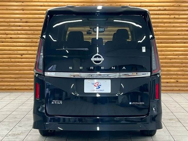 NISSAN SERENA  WG 2024