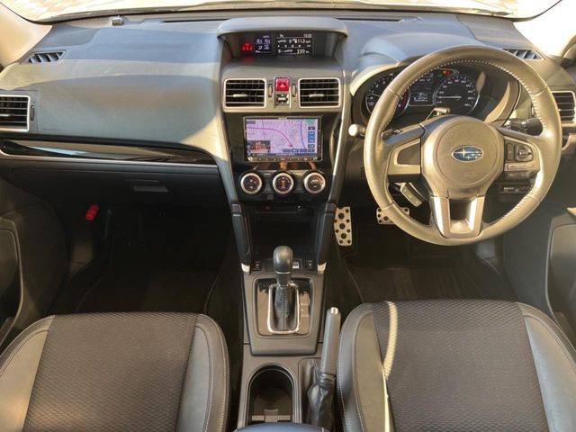 SUBARU FORESTER 2016