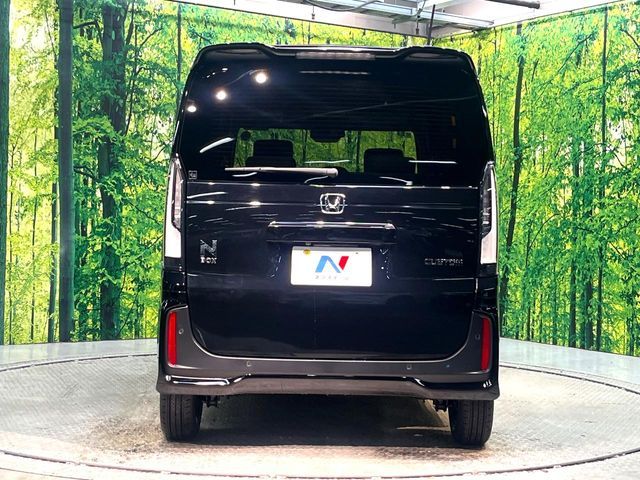 HONDA N BOX CUSTOM 2024