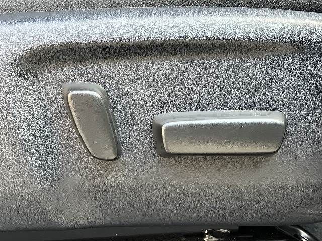 TOYOTA HILUX 4WD 2023