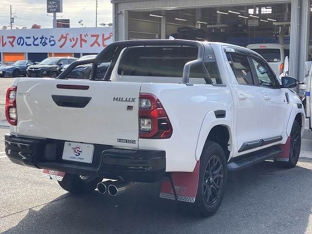 TOYOTA HILUX 4WD 2023