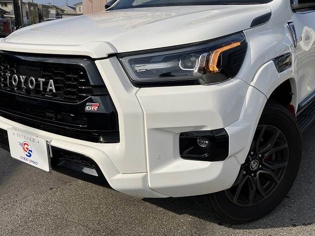 TOYOTA HILUX 4WD 2023