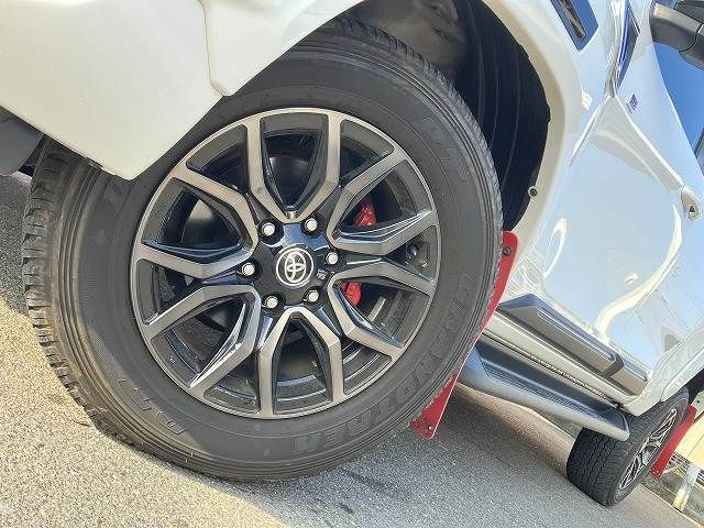 TOYOTA HILUX 4WD 2023