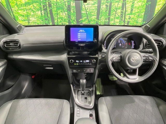 TOYOTA YARIS CROSS 2025