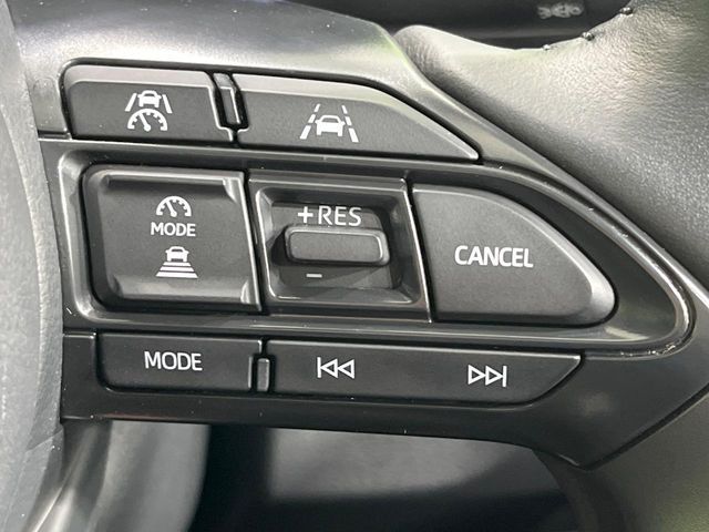 TOYOTA YARIS CROSS 2025