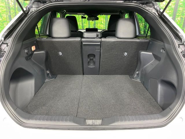 TOYOTA YARIS CROSS 2025