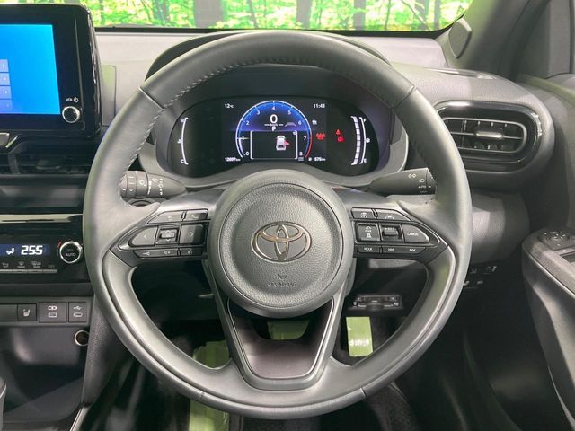 TOYOTA YARIS CROSS 2025