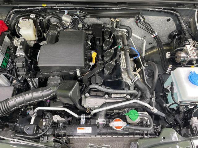 SUZUKI JIMNY NOMADE 2025