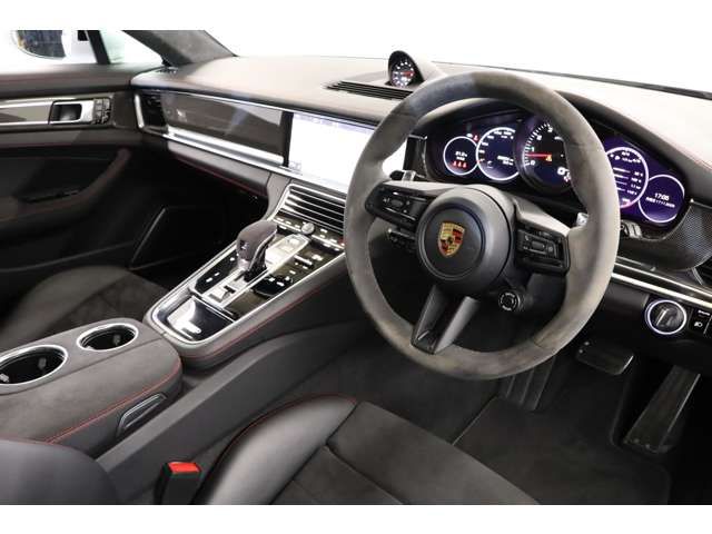 PORSCHE PORSCHE PANAMERA Sport Turismo 2021