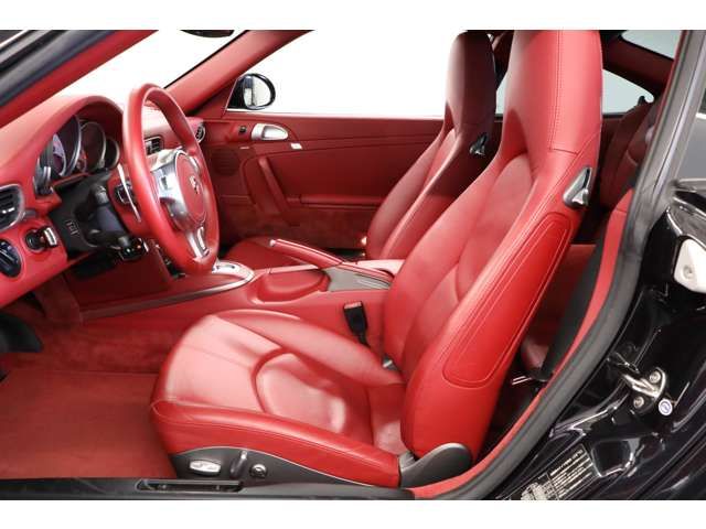 PORSCHE PORSCHE 911 2010