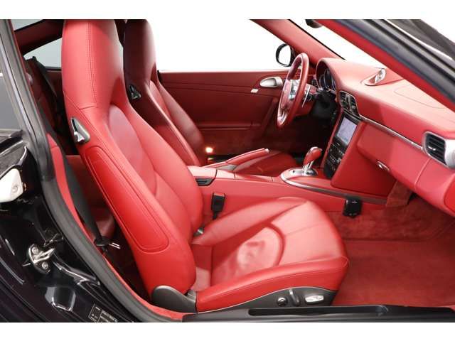 PORSCHE PORSCHE 911 2010