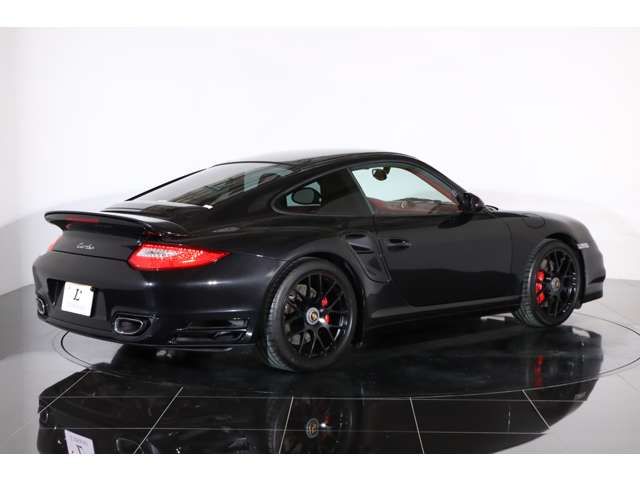 PORSCHE PORSCHE 911 2010