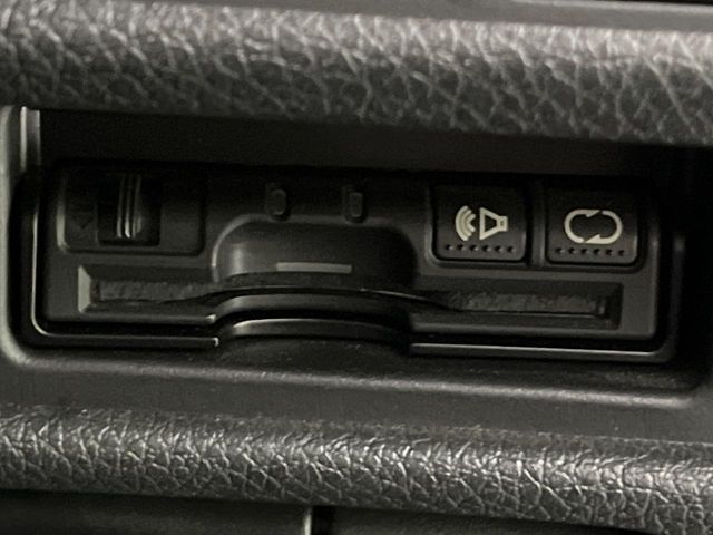 NISSAN X-TRAIL 2WD 2015