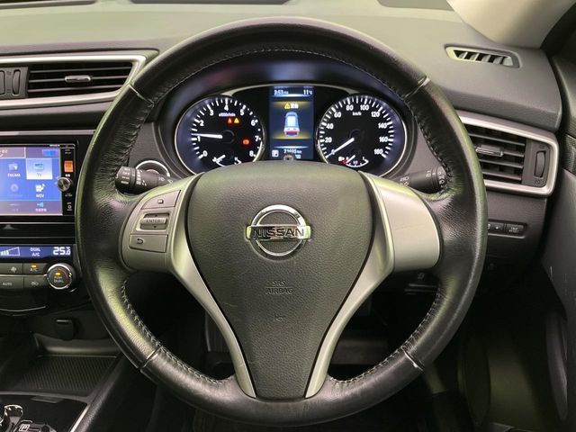 NISSAN X-TRAIL 2WD 2015