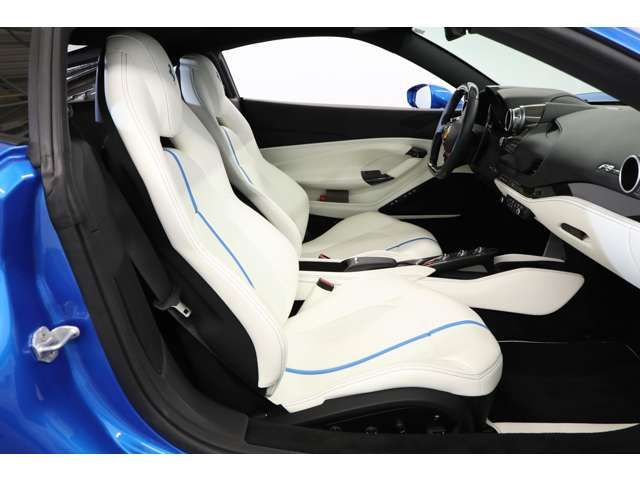 FERRARI FERRARI F8 Tributo 2021