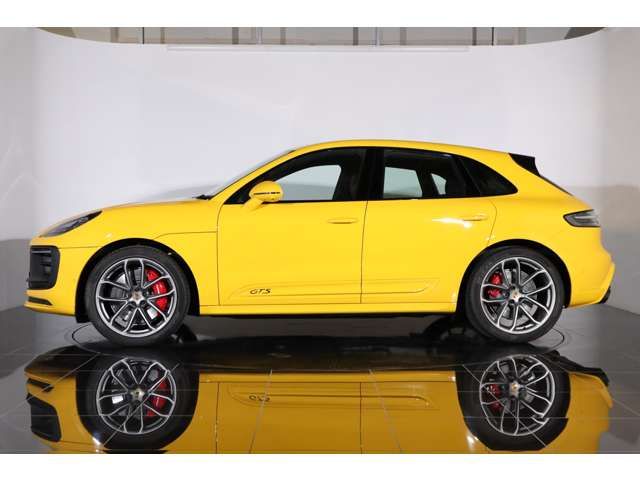 PORSCHE PORSCHE Macan 2023