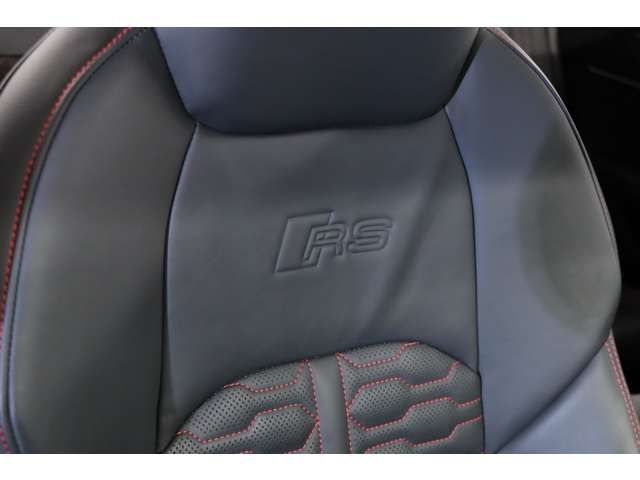 AUDI AUDI RS6 AVANT 2023