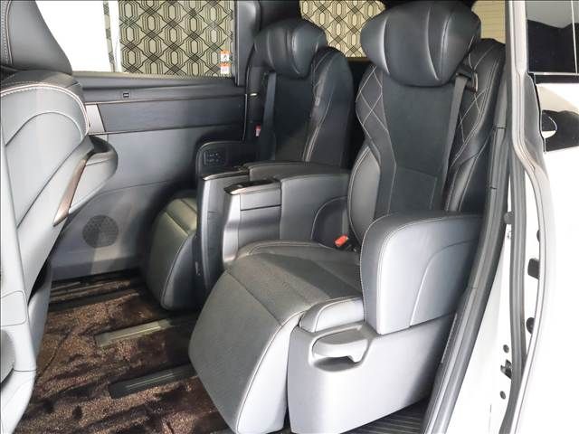 TOYOTA VELLFIRE  HYBRID 2024