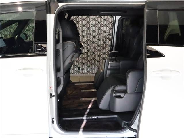 TOYOTA VELLFIRE  HYBRID 2024