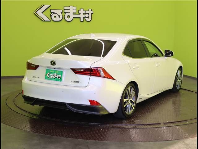 TOYOTA LEXUS IS300h 2013